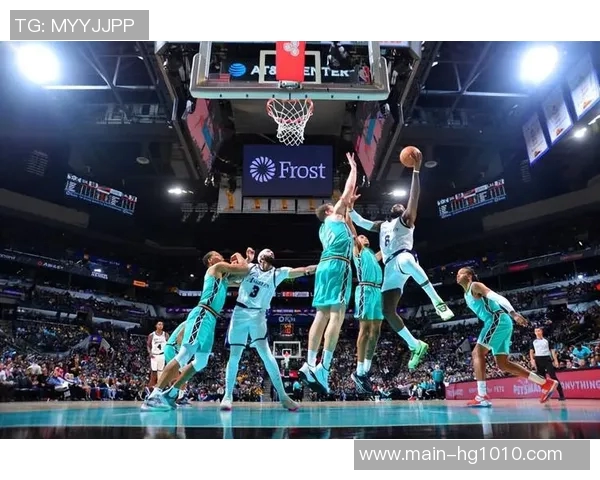 瓦塞尔表现出色8投4中贡献10分3篮板4助攻正负值高达25全场最佳